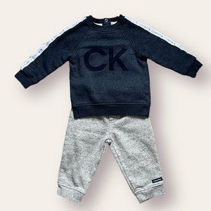 Calvin Klein Baby Sweat Set